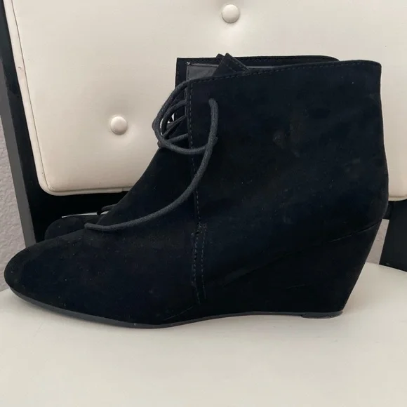 new directions Shoes New Directions Black Suede Wedge Booties